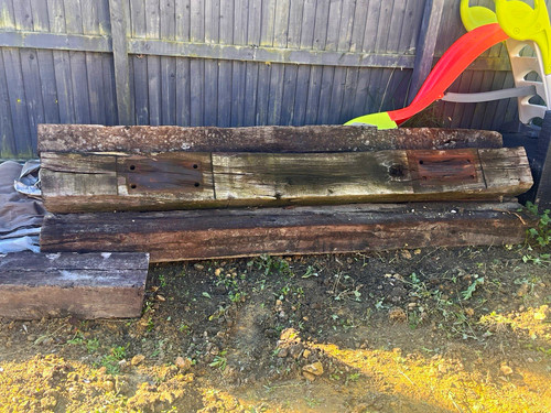 Reclaimed railway sleepers - x, 7
