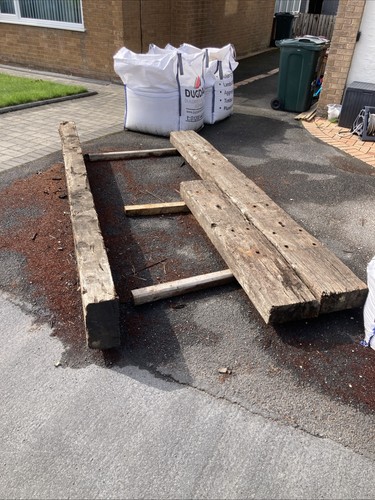 Hardwood railway sleepers - hardwood,