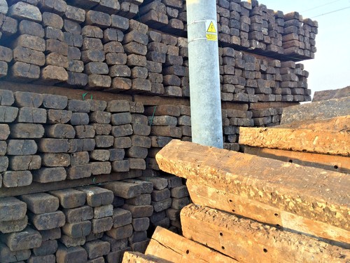 Rounded reclaimed pine - rounded,